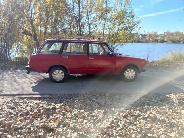 Красный ВАЗ 2104, объемом двигателя 1.5 л и пробегом 350 тыс. км за 650 $, фото 8 на Automoto.ua