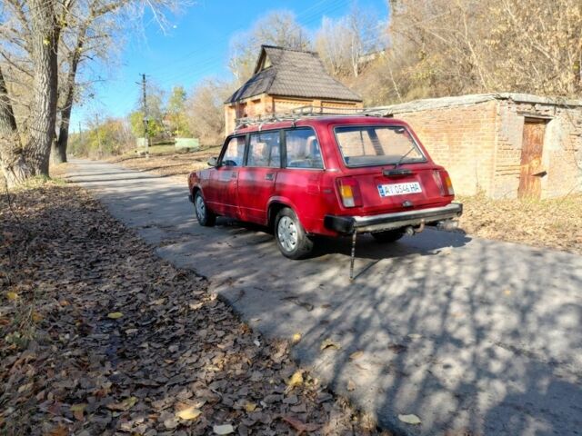 Красный ВАЗ 2104, объемом двигателя 1.5 л и пробегом 350 тыс. км за 650 $, фото 9 на Automoto.ua