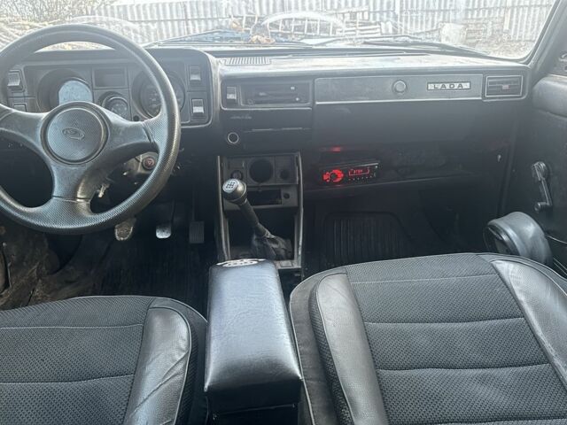 ВАЗ 2104 1998 в Первомайск на Automoto.ua Красный ВАЗ 2104, объемом двигателя 1.5 л и пробегом 70 тыс. км за 600 $, фото 1 на Automoto.ua