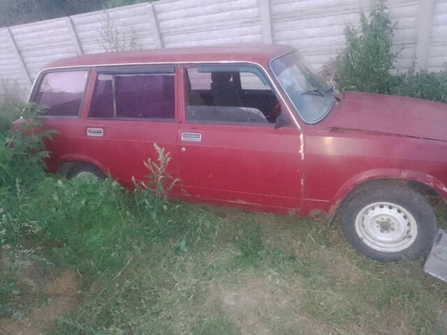 ВАЗ 2104 1998 в Шостке на Automoto.ua Красный ВАЗ 2104, объемом двигателя 0 л и пробегом 70 тыс. км за 238 $, фото 1 на Automoto.ua