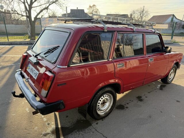 Красный ВАЗ 2104, объемом двигателя 1.5 л и пробегом 105 тыс. км за 1301 $, фото 3 на Automoto.ua