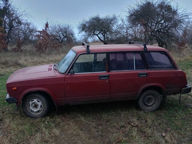 Красный ВАЗ 2104, объемом двигателя 1.5 л и пробегом 1 тыс. км за 350 $, фото 1 на Automoto.ua
