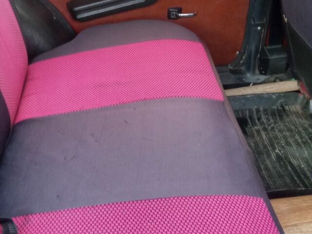 Красный ВАЗ 2104, объемом двигателя 1.6 л и пробегом 2 тыс. км за 833 $, фото 7 на Automoto.ua