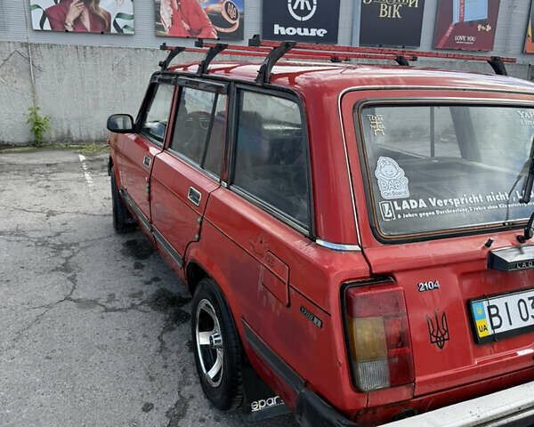 Красный ВАЗ 2104, объемом двигателя 1.7 л и пробегом 17 тыс. км за 1150 $, фото 5 на Automoto.ua