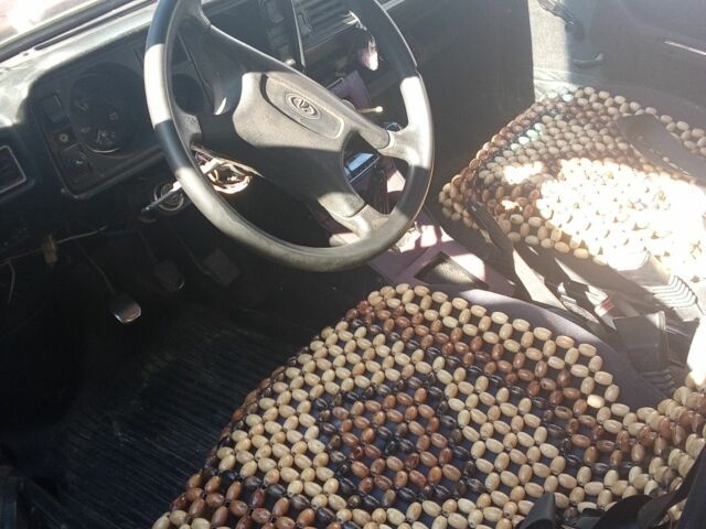 Красный ВАЗ 2104, объемом двигателя 0 л и пробегом 90 тыс. км за 597 $, фото 4 на Automoto.ua