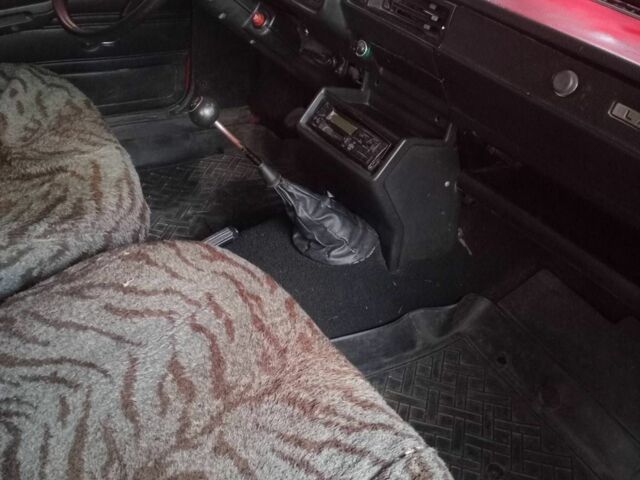 Красный ВАЗ 2104, объемом двигателя 0 л и пробегом 100 тыс. км за 1200 $, фото 1 на Automoto.ua