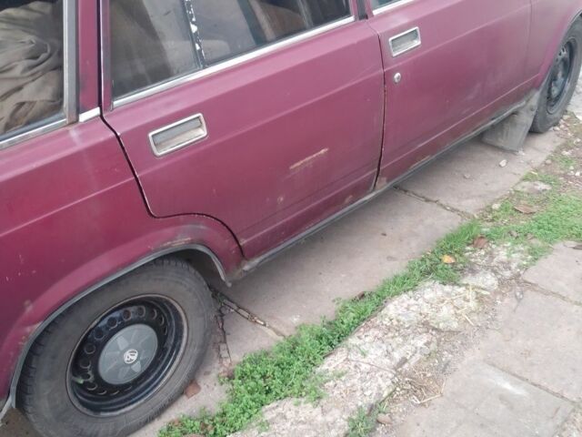 Красный ВАЗ 2104, объемом двигателя 0 л и пробегом 70 тыс. км за 949 $, фото 1 на Automoto.ua