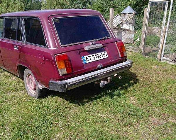 Красный ВАЗ 2104, объемом двигателя 1.45 л и пробегом 250 тыс. км за 1100 $, фото 1 на Automoto.ua