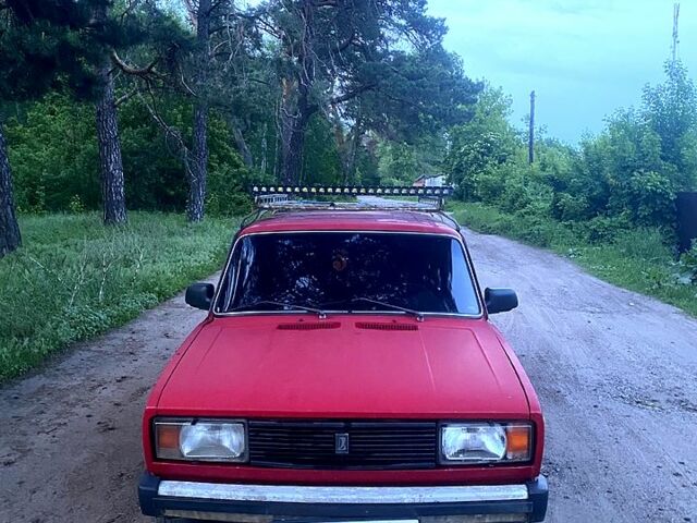 Красный ВАЗ 2104, объемом двигателя 1.5 л и пробегом 150 тыс. км за 750 $, фото 1 на Automoto.ua