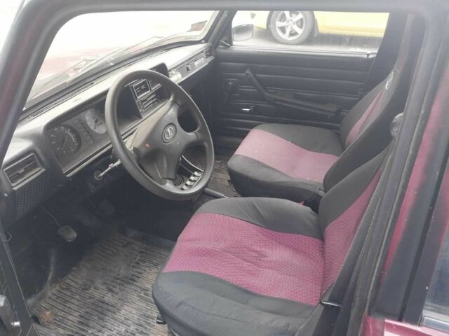 Красный ВАЗ 2104, объемом двигателя 1.5 л и пробегом 65 тыс. км за 950 $, фото 1 на Automoto.ua