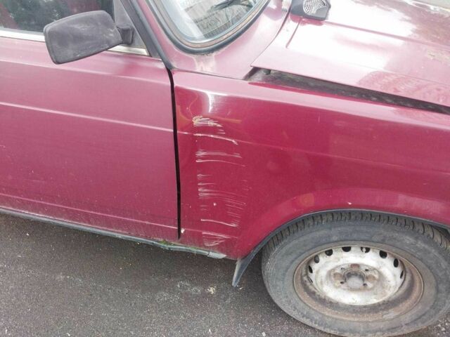 Красный ВАЗ 2104, объемом двигателя 1.5 л и пробегом 65 тыс. км за 950 $, фото 6 на Automoto.ua