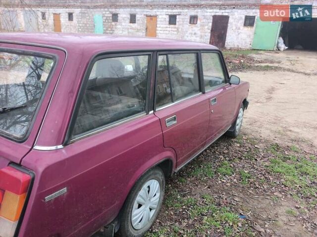 Красный ВАЗ 2104, объемом двигателя 1.45 л и пробегом 300 тыс. км за 1100 $, фото 2 на Automoto.ua