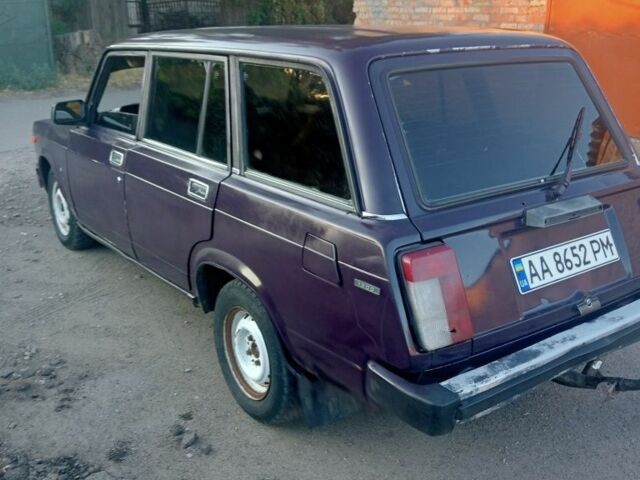 Красный ВАЗ 2104, объемом двигателя 1.5 л и пробегом 100 тыс. км за 700 $, фото 2 на Automoto.ua