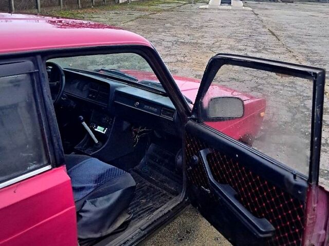 Красный ВАЗ 2104, объемом двигателя 1.5 л и пробегом 0 тыс. км за 800 $, фото 4 на Automoto.ua