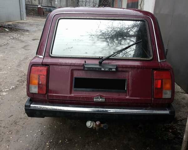 Красный ВАЗ 2104, объемом двигателя 1.45 л и пробегом 130 тыс. км за 1050 $, фото 3 на Automoto.ua