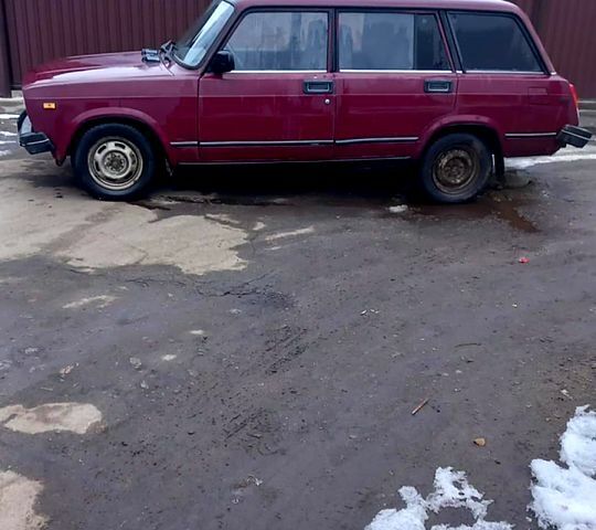 Красный ВАЗ 2104, объемом двигателя 1.5 л и пробегом 0 тыс. км за 1300 $, фото 1 на Automoto.ua