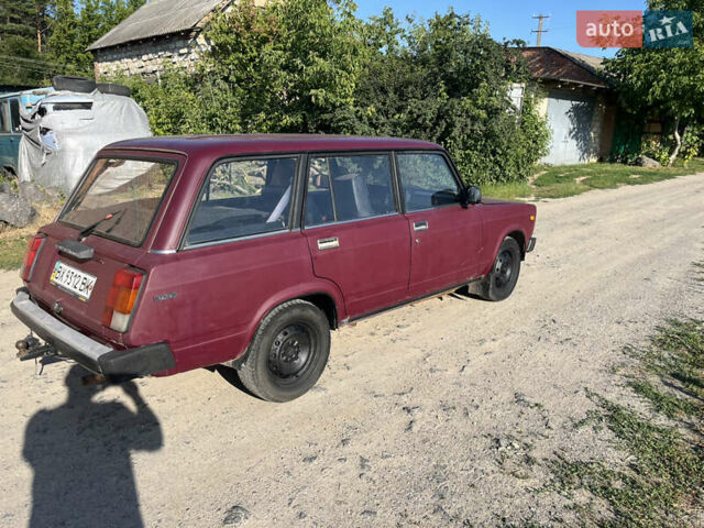Красный ВАЗ 2104, объемом двигателя 1.5 л и пробегом 200 тыс. км за 470 $, фото 4 на Automoto.ua