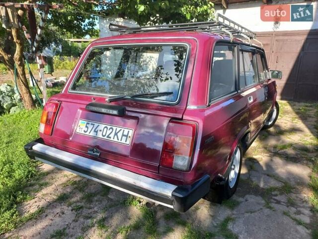 Красный ВАЗ 2104, объемом двигателя 1.5 л и пробегом 35 тыс. км за 1850 $, фото 78 на Automoto.ua