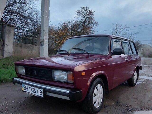 Красный ВАЗ 2104, объемом двигателя 1.5 л и пробегом 50 тыс. км за 1350 $, фото 4 на Automoto.ua