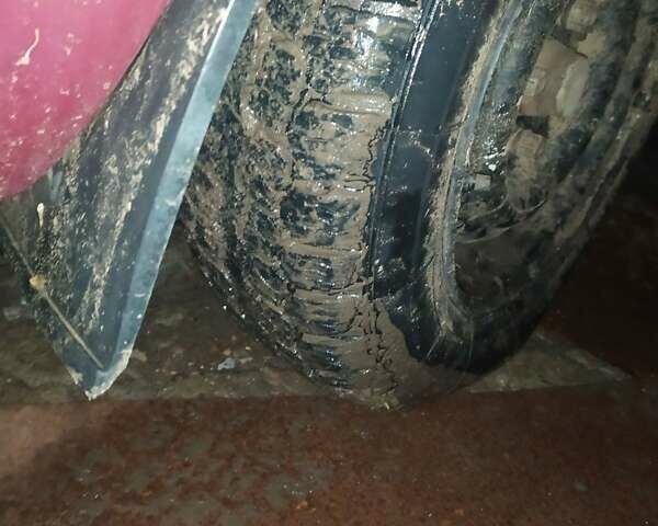 Красный ВАЗ 2104, объемом двигателя 1.5 л и пробегом 70 тыс. км за 900 $, фото 7 на Automoto.ua