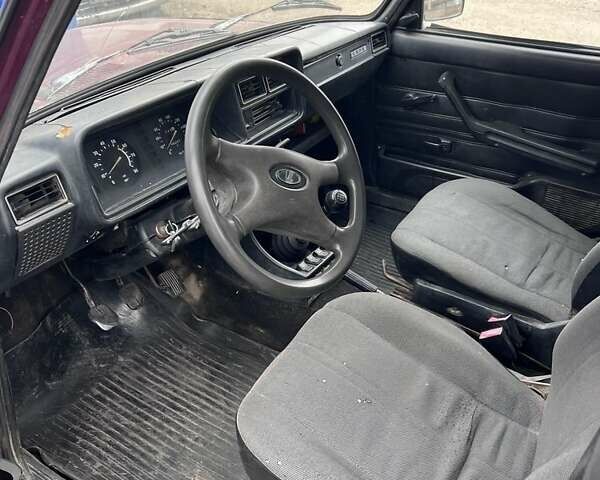 Красный ВАЗ 2104, объемом двигателя 1.5 л и пробегом 200 тыс. км за 1023 $, фото 5 на Automoto.ua