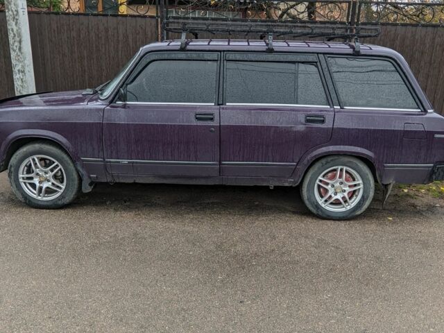 Красный ВАЗ 2104, объемом двигателя 0 л и пробегом 100 тыс. км за 1500 $, фото 2 на Automoto.ua