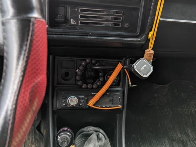 Красный ВАЗ 2104, объемом двигателя 0 л и пробегом 100 тыс. км за 1500 $, фото 6 на Automoto.ua