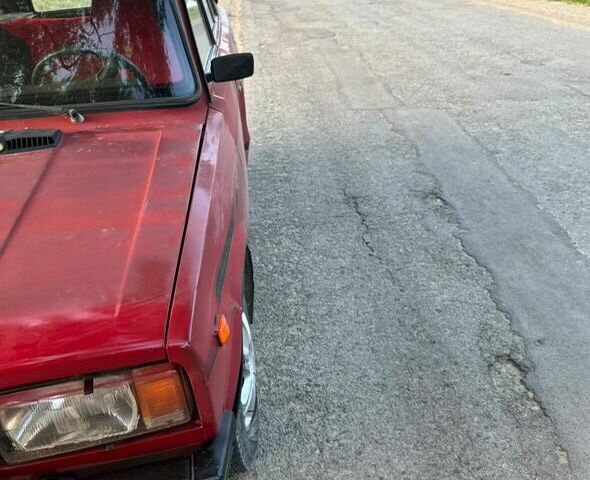 Красный ВАЗ 2104, объемом двигателя 1.3 л и пробегом 288 тыс. км за 550 $, фото 3 на Automoto.ua