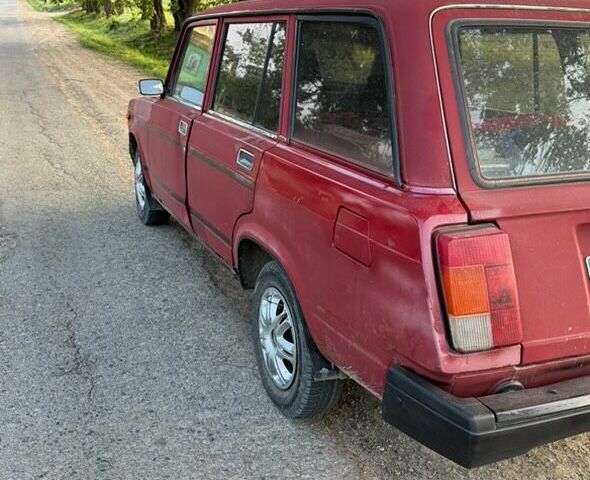 Красный ВАЗ 2104, объемом двигателя 1.3 л и пробегом 288 тыс. км за 550 $, фото 1 на Automoto.ua
