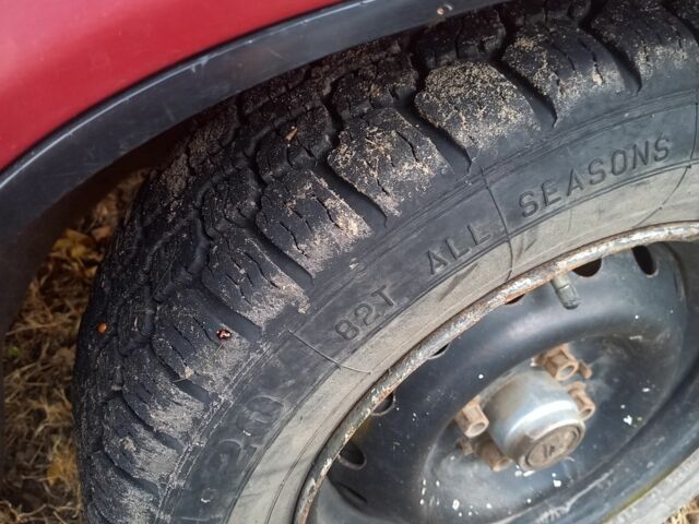 Красный ВАЗ 2104, объемом двигателя 0 л и пробегом 120 тыс. км за 1250 $, фото 4 на Automoto.ua