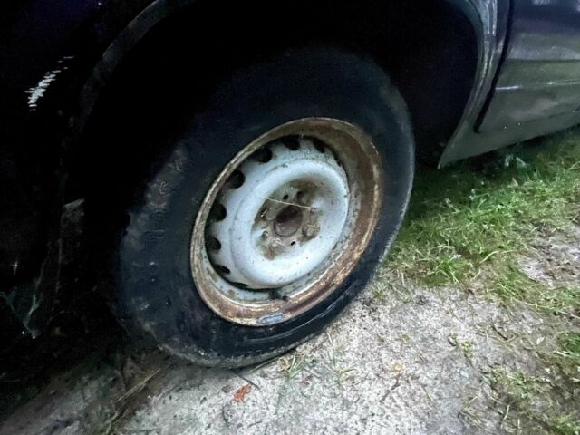 Красный ВАЗ 2104, объемом двигателя 0 л и пробегом 85 тыс. км за 800 $, фото 4 на Automoto.ua