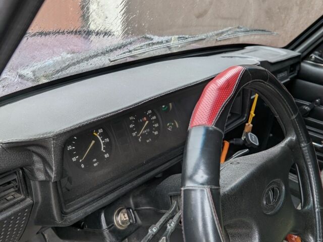 Красный ВАЗ 2104, объемом двигателя 0 л и пробегом 100 тыс. км за 1500 $, фото 7 на Automoto.ua