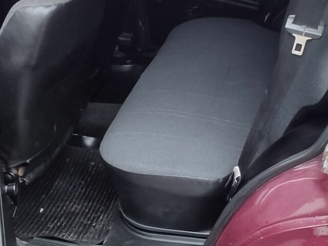 Красный ВАЗ 2104, объемом двигателя 1.5 л и пробегом 180 тыс. км за 2600 $, фото 4 на Automoto.ua