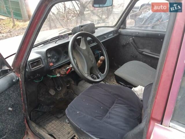 Красный ВАЗ 2104, объемом двигателя 1.45 л и пробегом 100 тыс. км за 647 $, фото 2 на Automoto.ua