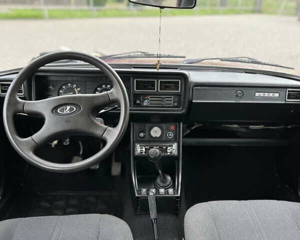 Красный ВАЗ 2104, объемом двигателя 1.5 л и пробегом 57 тыс. км за 1750 $, фото 5 на Automoto.ua