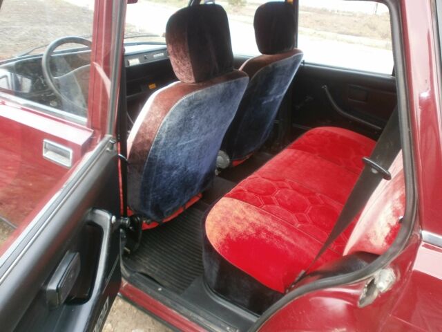 ВАЗ 2104 2005 в Черкассах на Automoto.ua Красный ВАЗ 2104, объемом двигателя 1.5 л и пробегом 122 тыс. км за 2200 $, фото 10 на Automoto.ua