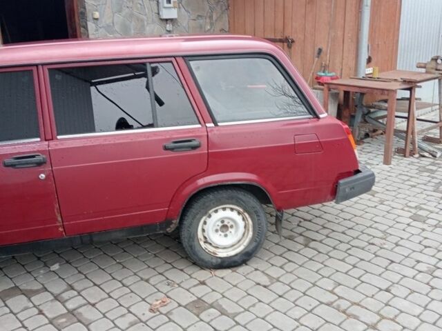 Красный ВАЗ 2104, объемом двигателя 1 л и пробегом 380 тыс. км за 1000 $, фото 1 на Automoto.ua