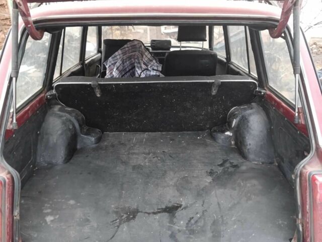 Червоний ВАЗ 2104, об'ємом двигуна 1.5 л та пробігом 230 тис. км за 404 $, фото 5 на Automoto.ua