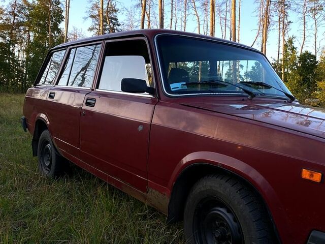 Красный ВАЗ 2104, объемом двигателя 1.5 л и пробегом 80 тыс. км за 1200 $, фото 1 на Automoto.ua