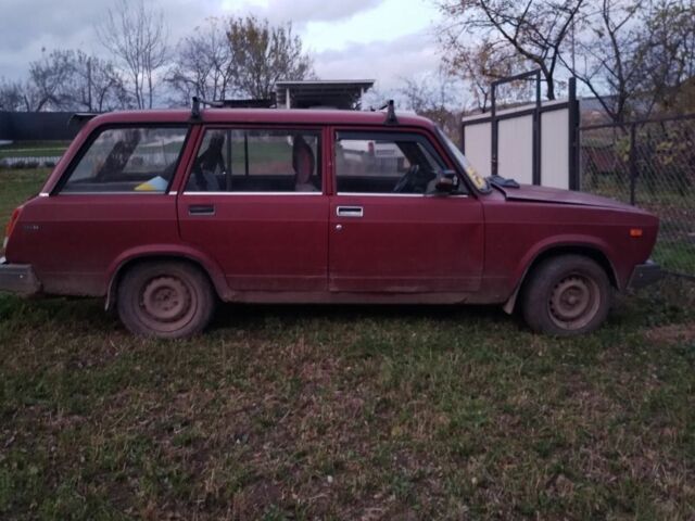 ВАЗ 2104 2006 в Залещиках на Automoto.ua Красный ВАЗ 2104, объемом двигателя 0 л и пробегом 350 тыс. км за 358 $, фото 2 на Automoto.ua