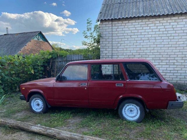 ВАЗ 2104 2006 в Харькове на Automoto.ua Красный ВАЗ 2104, объемом двигателя 1.5 л и пробегом 114 тыс. км за 900 $, фото 3 на Automoto.ua