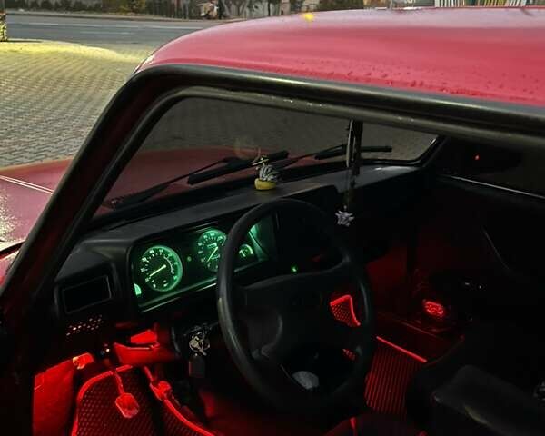 Красный ВАЗ 2104, объемом двигателя 1.5 л и пробегом 290 тыс. км за 1700 $, фото 4 на Automoto.ua