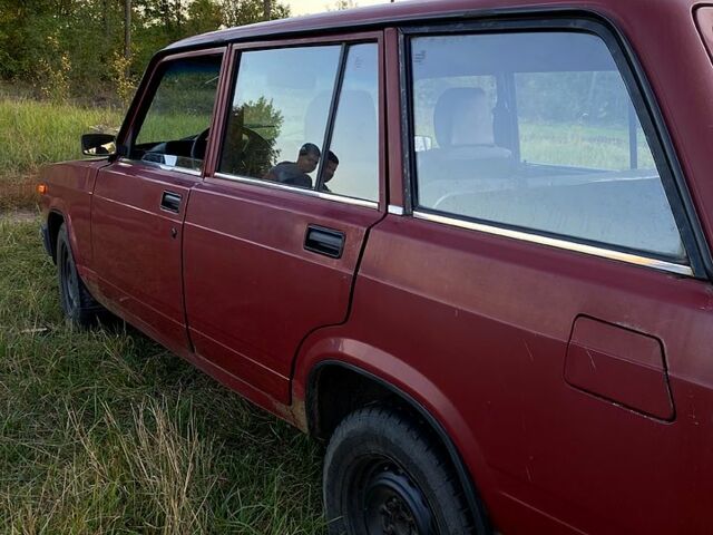 Красный ВАЗ 2104, объемом двигателя 1.5 л и пробегом 80 тыс. км за 1200 $, фото 2 на Automoto.ua