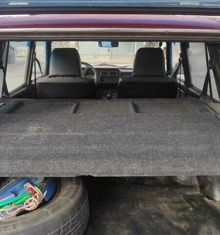 Красный ВАЗ 2104, объемом двигателя 1.45 л и пробегом 200 тыс. км за 1400 $, фото 4 на Automoto.ua