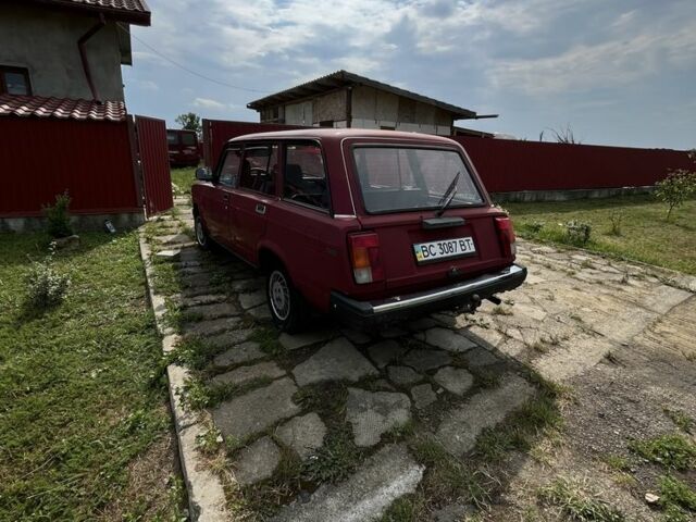 Красный ВАЗ 2104, объемом двигателя 1.5 л и пробегом 200 тыс. км за 650 $, фото 3 на Automoto.ua