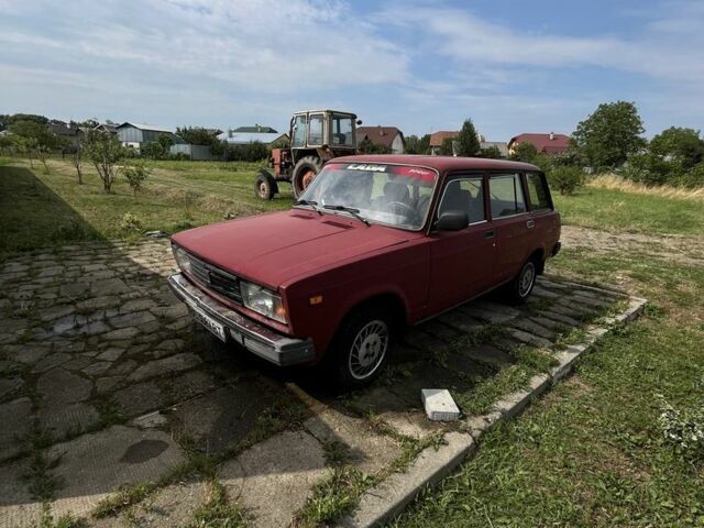 Красный ВАЗ 2104, объемом двигателя 1.5 л и пробегом 200 тыс. км за 650 $, фото 4 на Automoto.ua