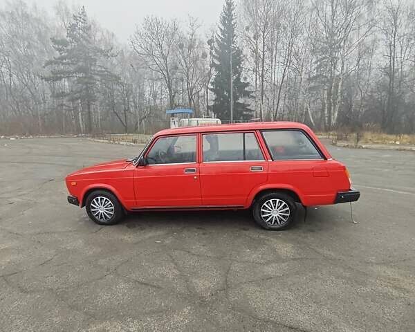 Красный ВАЗ 2104, объемом двигателя 1.57 л и пробегом 120 тыс. км за 1750 $, фото 4 на Automoto.ua