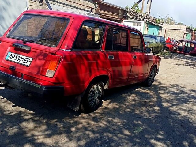 Красный ВАЗ 2104, объемом двигателя 1.5 л и пробегом 77 тыс. км за 700 $, фото 1 на Automoto.ua