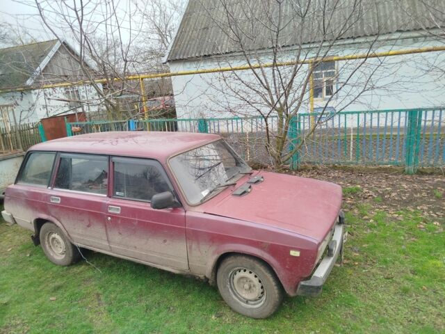 Красный ВАЗ 2104, объемом двигателя 0 л и пробегом 5 тыс. км за 639 $, фото 1 на Automoto.ua