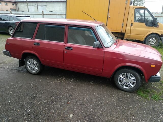 Червоний ВАЗ 2104, об'ємом двигуна 1.5 л та пробігом 90 тис. км за 1177 $, фото 3 на Automoto.ua